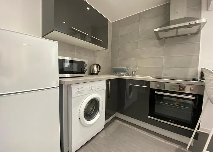 Apolo Vii 7-1º-11 Appartamento